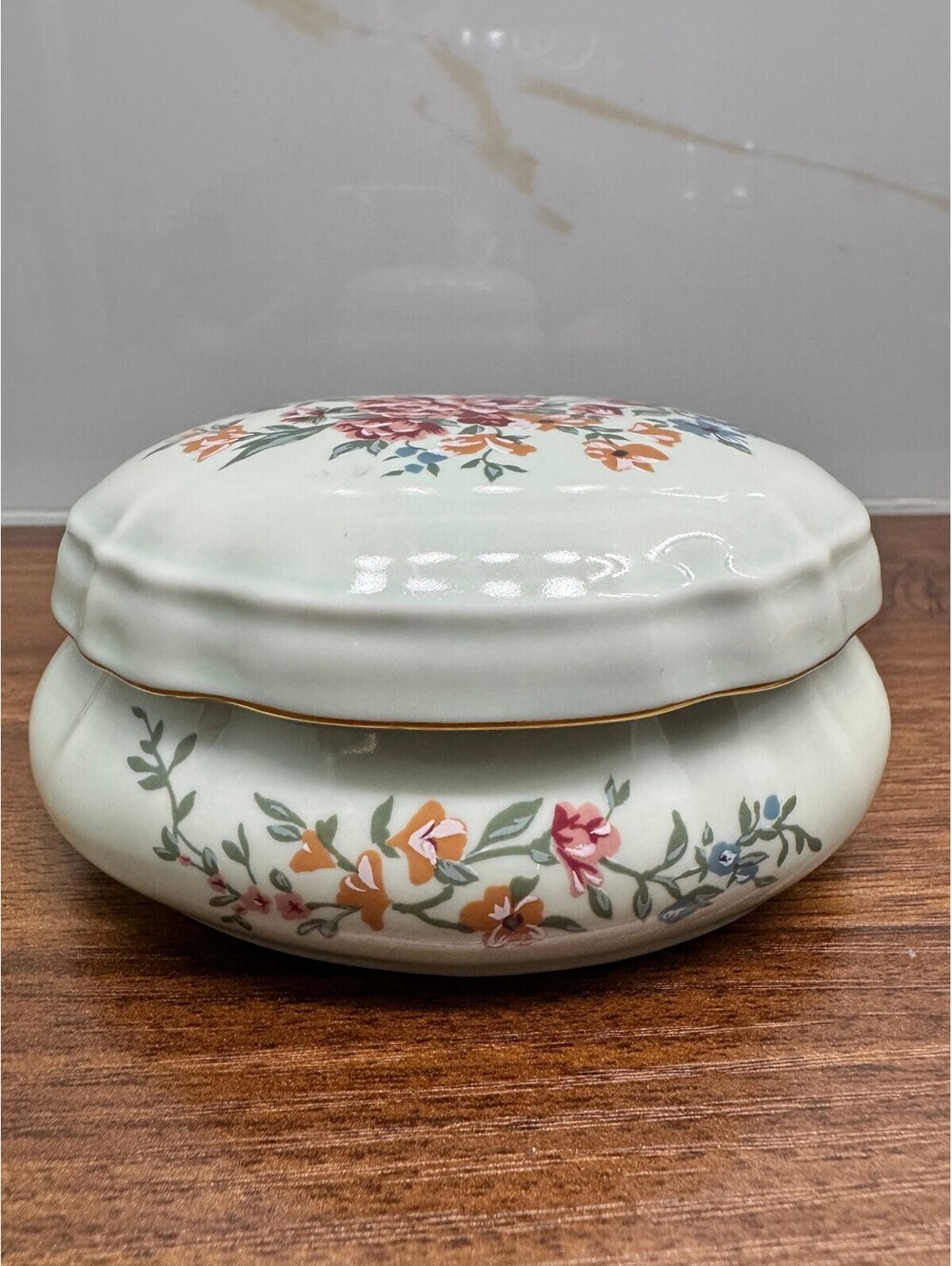 Vintage Heritage House Fine Porcelain Floral Musical Trinket Box